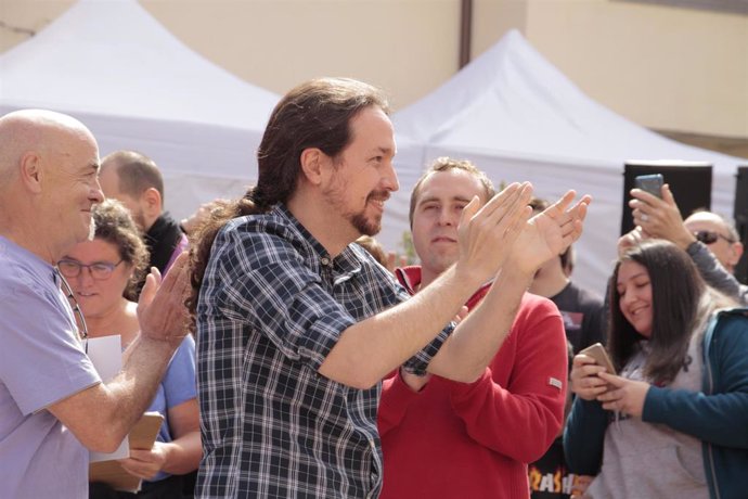 Pablo Iglesias participa en un encuentro en Nalda (La Rioja)  para hablar sobre los problemas de la España vaciada