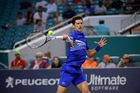 Djokovic sufre para acceder a octavos y Verdasco y Munar se despiden