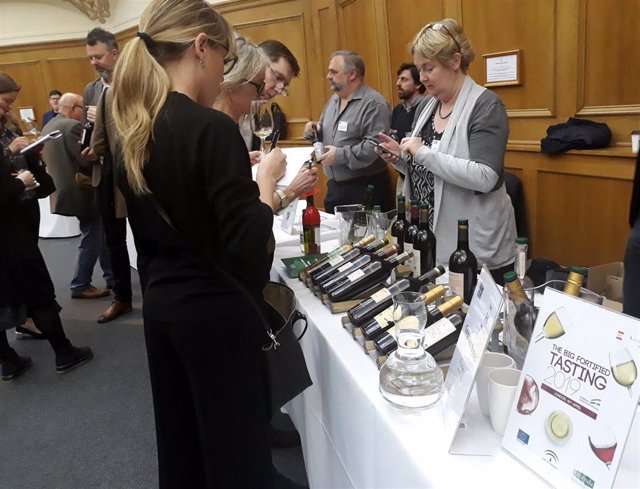 Economía.- Empresas andaluzas acudan a la novena edición de la Feria 'Big Fortified Tasting' en Reino Unido