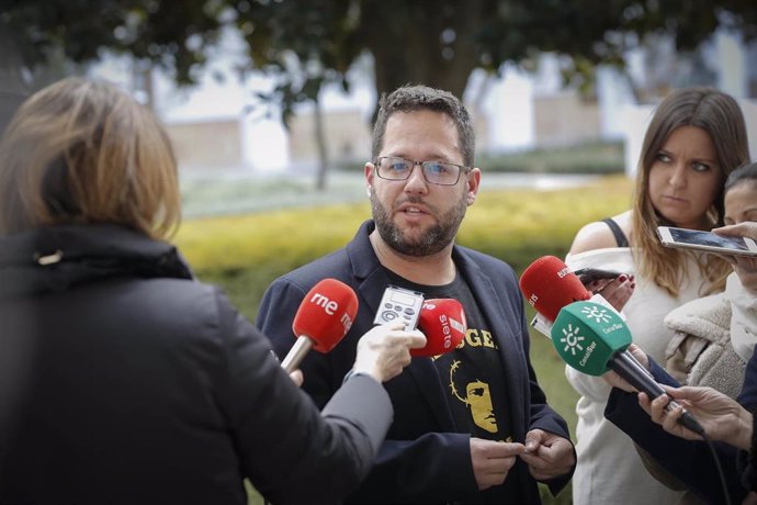 José Ignacio García Adelante Andalucía Atiende a los Medios  