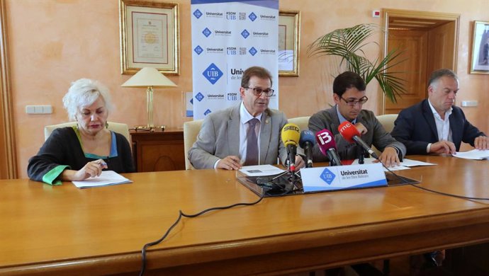 El 77% dels titulats en la UIB té una ocupació tres anys després de finalitzar el grau