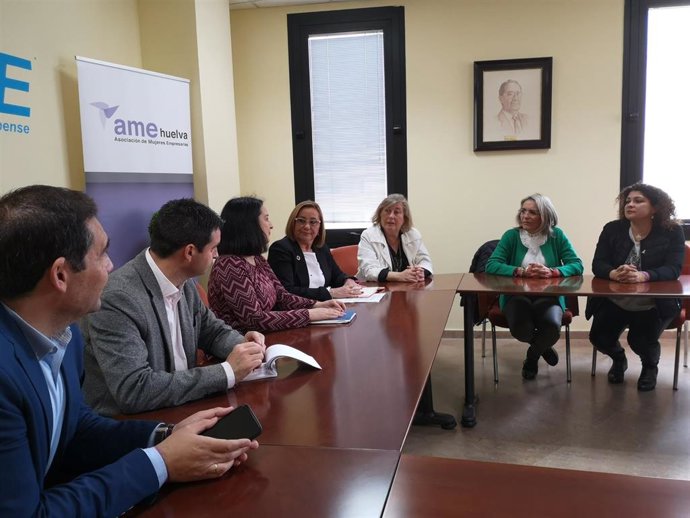 [Grupohuelva] 17 04 19. Audio Y Foto María Luisa Faneca Y Amaro Huelva Con La As