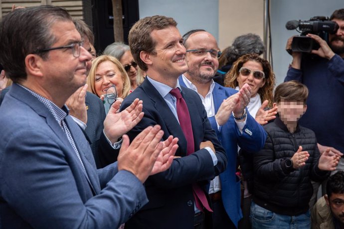 El president nacional del PP, Pablo Casado, visita Tarragona i les installacions d'Air-med a Reus