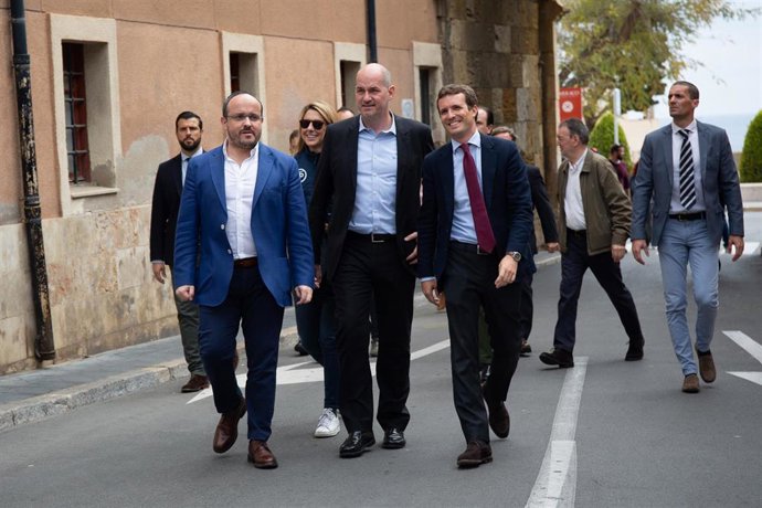 El presidente nacional del PP, Pablo Casado, visita Tarragona y las instalacione