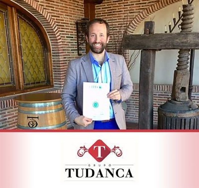 COMUNICADO: CENTRO DE VIAJEROS obtiene el sello de norma de calidad empresarial y reafirma su colaboración con CEDEC*