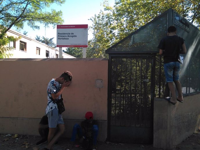 Sucesos.- Identificados tres chicos de 17 años por la agresión a dos vigilantes del centro de menores de Hortaleza