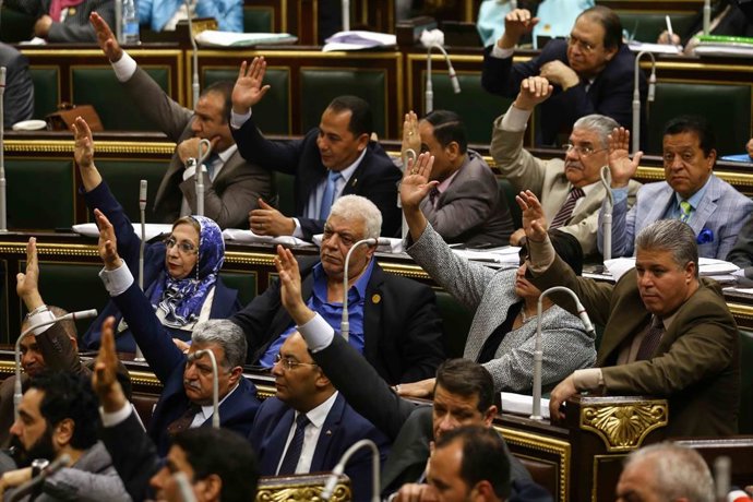 Egyptian parliament votes on amendments extending el-Sisi\'s term