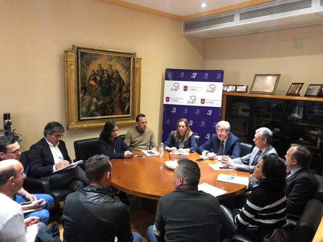 Nissan se compromete a mantener la vinculación con las empresas auxiliares de Ávila, que cuentan con 150 empleados