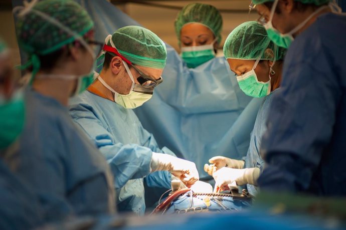 L'Hospital de Bellvitge realitza set trasplantaments d'rgans simultanis en una nit