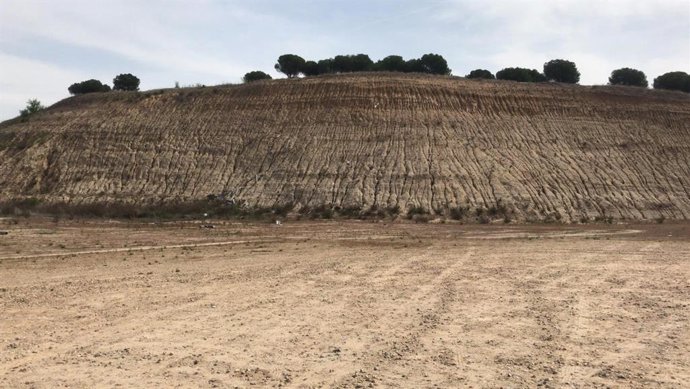 PP insta a Carmena a que "agilice" la retirada del montículo de la parcela donde se construirá un IES en Montecarmelo