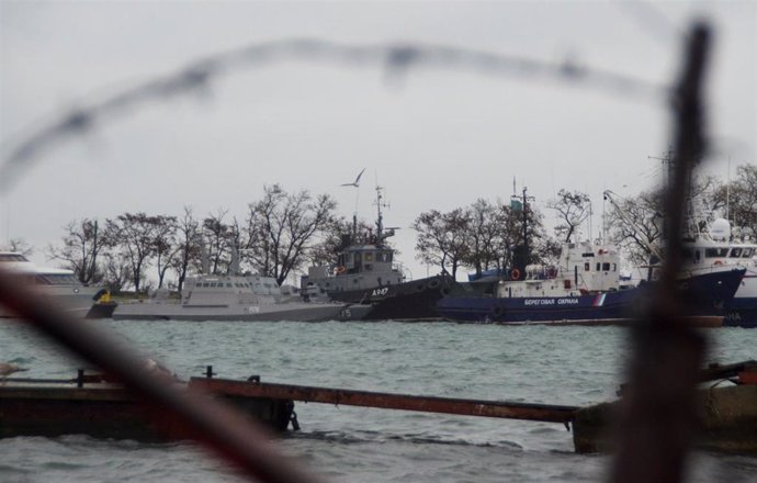 Ucrania.- La UE acuerda sancionar a ocho rusos responsables de la detención de marinos ucranianos en el mar de Azov