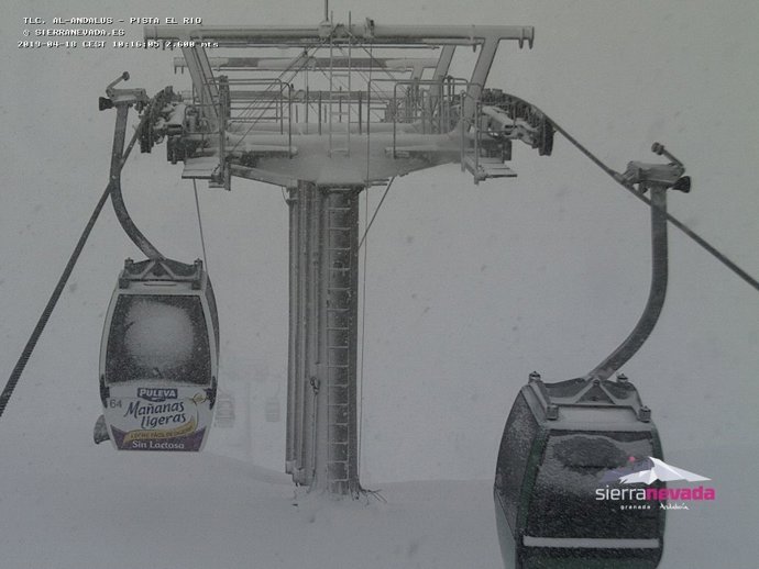 Granada.- Turismo.- Sierra Nevada abre progresivamente este jueves sus pistas y remontes