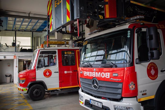 Successos.- Extingit un incendi en un pub del carrer Ferran de Barcelona sense ferits