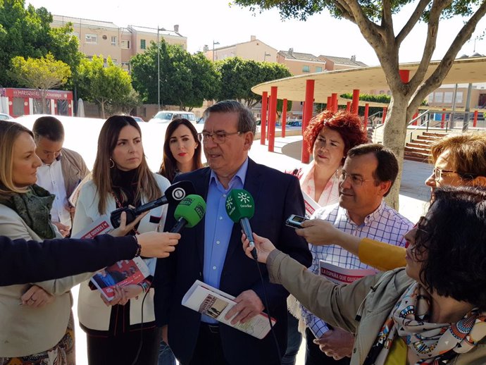 Almería.- 28A.- PSOE apuesta por trasvases, desaladoras a pleno rendimiento y re