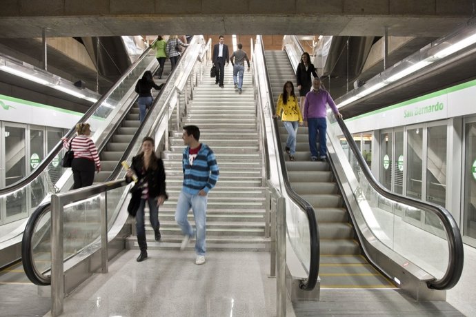 Sevilla.- Sin incidencias durante la mañana en la primera jornada de huelga del Metro secundada al 100%, según el comité