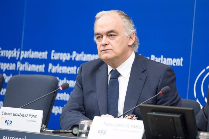 UE.- González Pons dice que nadie ha pedido tomar medidas contra eurodiputados de Fidesz para suspenderles del grupo