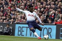 El fútbol inglés y galés boicotea las redes sociales para denunciar el racismo