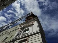 Acotada la entrada a la iglesia de San Juan de Dios de Cádiz tras la caída de un cascote este jueves