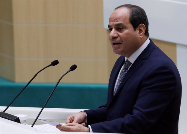 AMP.- Egipto.- El Parlamento aprueba una enmienda constitucional que extiende los mandatos presidenciales en Egipto