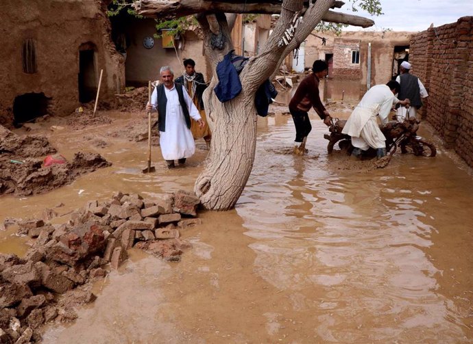 Afganistán.- Aumenta a 32 el número de fallecidos por las inundaciones en el oeste de Afganistán