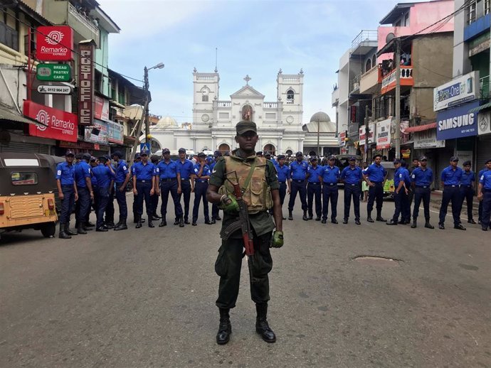 Sri Lanka.- Más de 100 muertos y al menos 250 heridos en las explosiones del Domingo de Pascua en Sri Lanka 