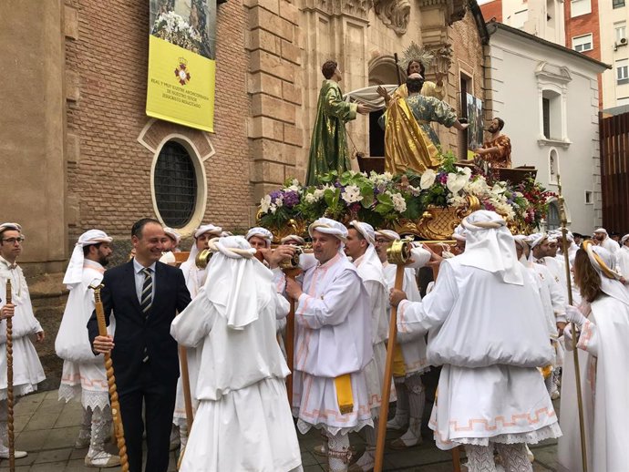 Celdrán centra su pregón de cierre de la Semana Santa de Murcia en la figura de la Virgen y las madres