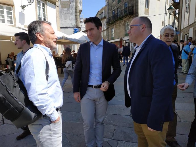 García Egea pide aglutinar el voto en el PP: "Si gana Sánchez, el AVE a Galicia va a estar en manos de Junqueras"