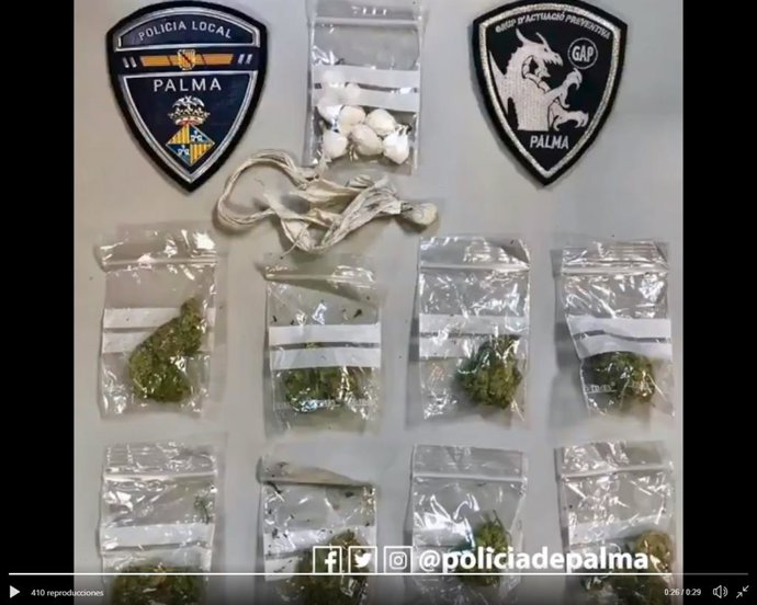 Sucesos.- Detenido un varón por ocultar en jardineras urbanas de la Lonja cantidades pequeñas de marihuana y cocaína