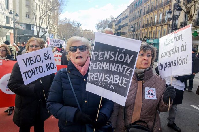 Manifestación convocada por la Coordinadora Estatal en Defensa del Sistema Público de Pensiones en Madrid