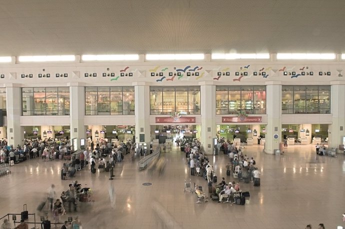 Turismo.- Los aeropuertos andaluces logran más de 5,5 millones pasajeros en el primer trimestre, un 9% más