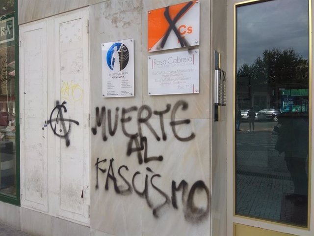 Almería.-Cs condena el "ataque" a su sede de Almería tras una pintada con el mensaje 'Muerte al fascismo'