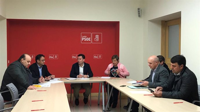 26M.- El PSOE De León Apuesta "Por Reducir" Las Cargas Administrativas Y Fiscales "Para Crear Empleo En El Campo"