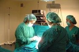 Málaga.- Hospital de Antequera inicia un plan extraordinario de actividad quirúrgica para disminuir listas de espera