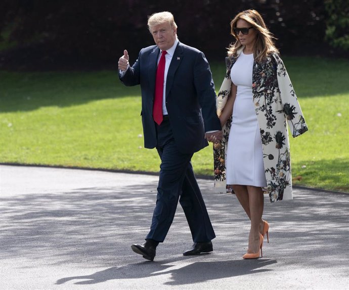 Trump and First lady Melania depart for Easter at Mar-A-Lago