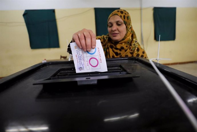 Egipto.- Concluyen los tres días de votación del referéndum para la reforma de la Constitución de Egipto