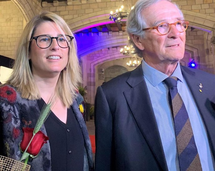 Sant Jordi.- Trias reprocha a Colau no ir a la misa anual: "Hay que mantener las tradiciones"