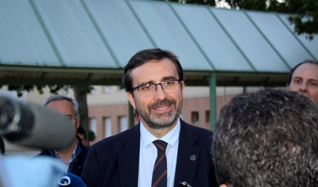 Jaén.- Consejo.- La Junta aprueba el nombramiento de Juan Gómez como rector de la UJA tras las recientes elecciones