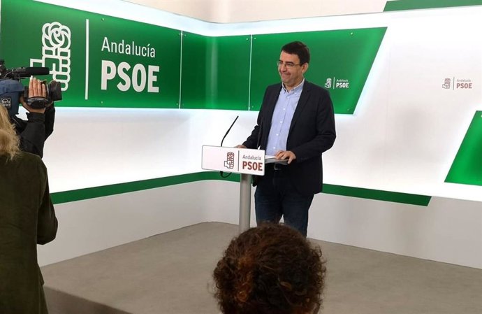 PSOE-A dice que el Gobierno de Moreno es "100% incapaz", con una "complicidad vergonzosa con la extrema derecha" de Vox