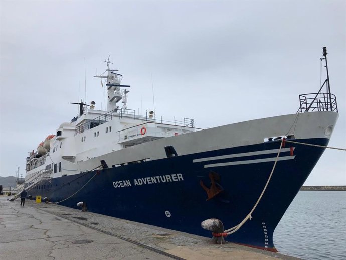 Granada.- Puertos.- Turismo.- El Puerto de Motril recibe al crucero de lujo Ocean Adventurer