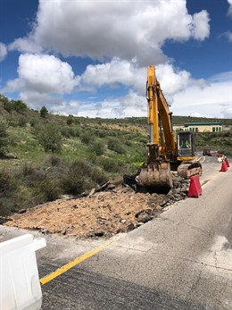 Jaén.- Comienza la reparación de la carretera A-315 para mejorar la seguridad en Torreperogil y Huesa