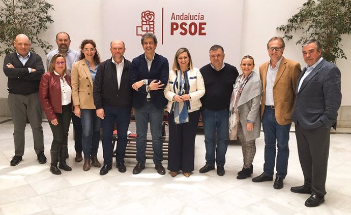PSOE-A reafirma su compromiso con el sector de la caza para avanzar en el trabajo conjunto a favor del entorno rural