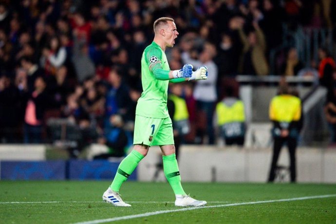 Ter Stegen: "La gente en la calle me pide mucho el triplete y es bonito"