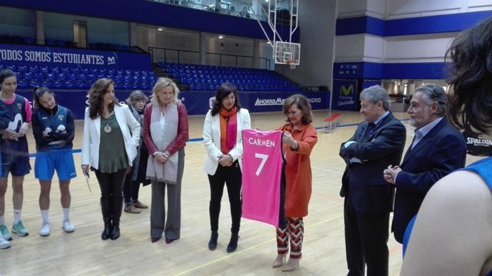 Pepu Hernández está abierto a acuerdos con Cs pero Carmen Calvo incide en que Rivera "no es fiable"