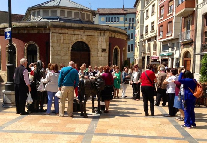 CCOO pide a la patronal de hostelería de Asturias que se siente a negociar