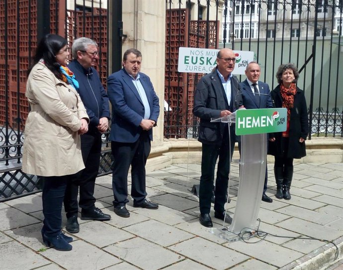 28A.-Legarda (PNV) Denuncia Que El Proyecto De PP Y Ciudadanos Se Limita Al "Rechazo" De Euskadi Y Álava
