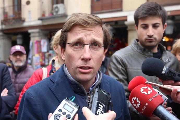 28A.- Almeida ve en Casado el candidato que "garantiza el futuro de España y de los españoles"