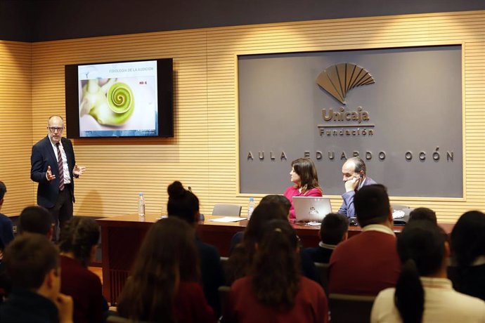 Málaga.- Unicaja.- Fundación Unicaja celebra el Día Internacional de la Concienciación contra el Ruido con una charla