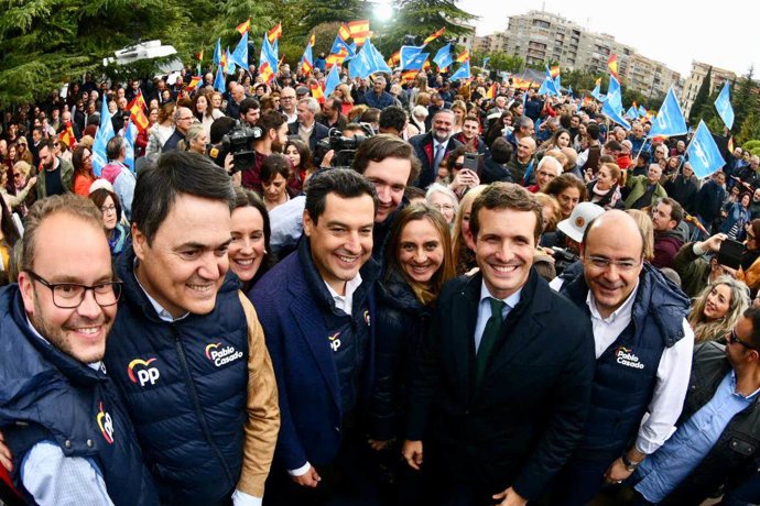 [Comunicación Pp Andaluz] Nota Y Fotos De Juanma Moreno En Un Acto Del Pp En Gra