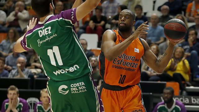 Bàsquet/Lliga Endesa.- (Crònica) València Basket reforça el quart posat amb una palissa a Unicaja