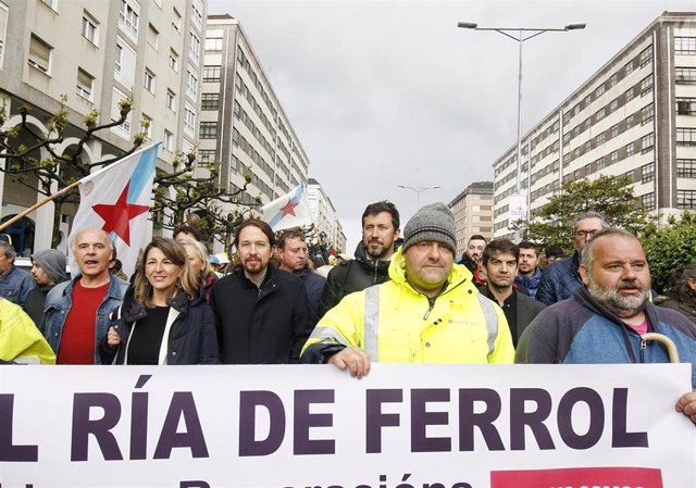 Pablo Iglesias participa en una manifestación en Ferrol (A Coruña) en apoyo a los trabajadores de Navantia